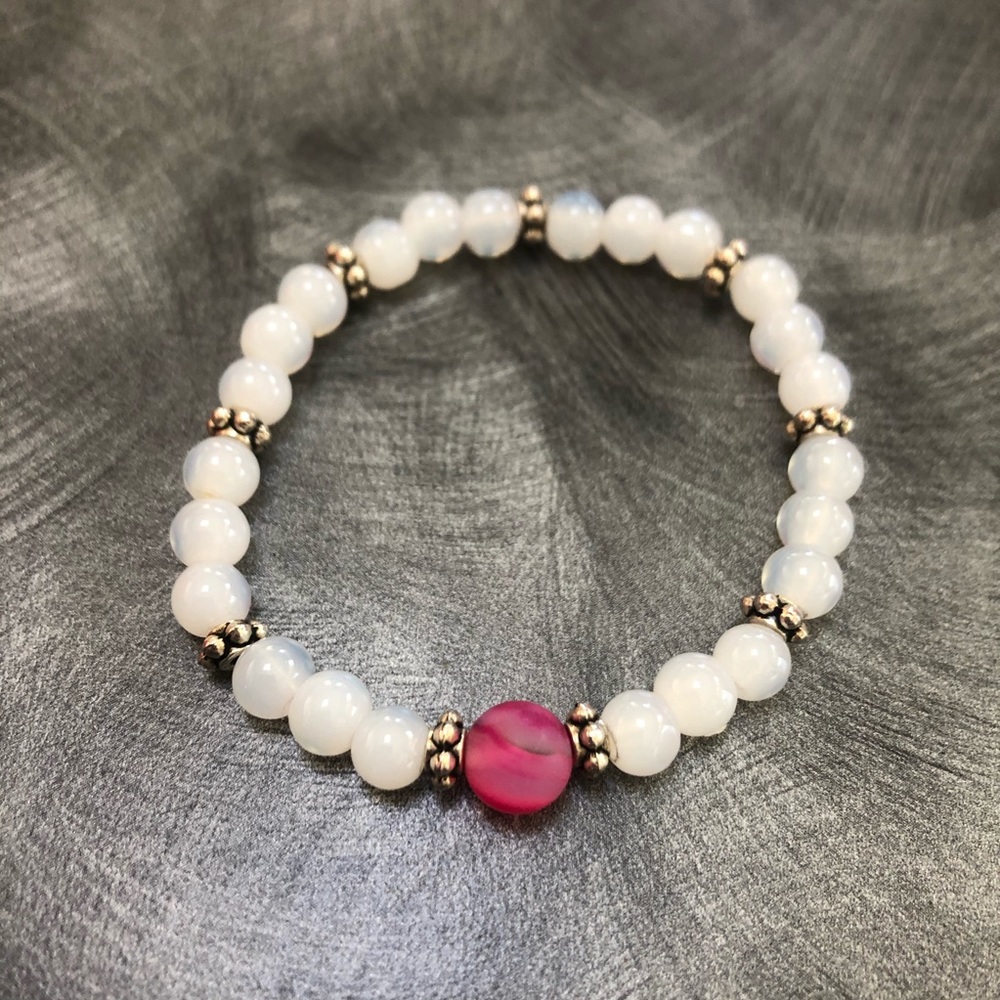 🛍3/$10! Beaded stretch bracelet